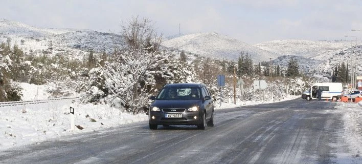 Η «Υπατία» διέκοψε την κυκλοφορία στην παλαιά Ε.Ο. Πατρών-Κορίνθου